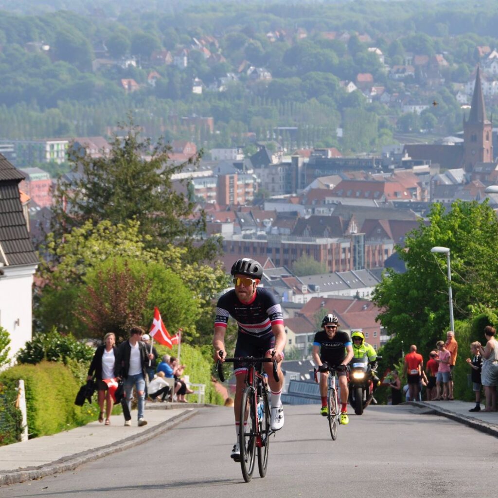 Rutebeskrivelser, distancer, højdemeter